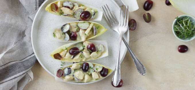 Chicory boats with chicken
