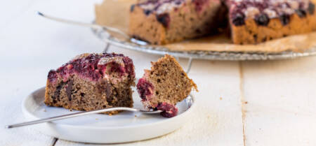 Cherry cake with walnuts